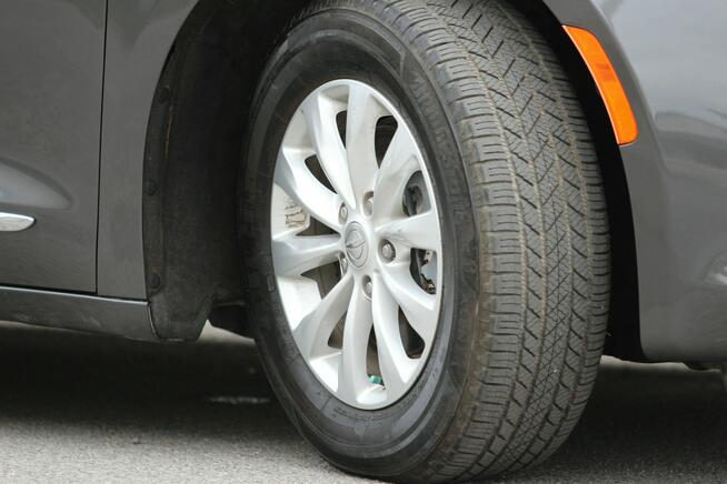 Chrysler Pacifica Limited 3.6 291KM 2018 7-osobowy Elektryka Skóra 88tkm 1-właściciel