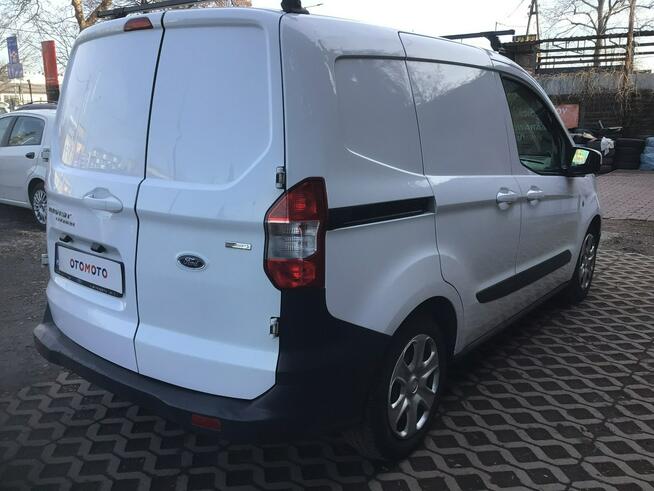 Ford Transit Courier Salon Polska