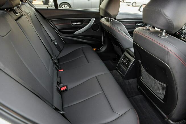 BMW 320 2.0d 143KM ! Manual ! Bi-Xenon LED Navi ! NOWY ROZRZĄD !