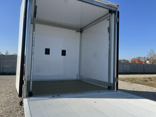 Iveco Daily 35S18 Hi-Matic 3.0/180KM B.A.R._750kg Chłodnia -20/+30*C + Sieć_230V