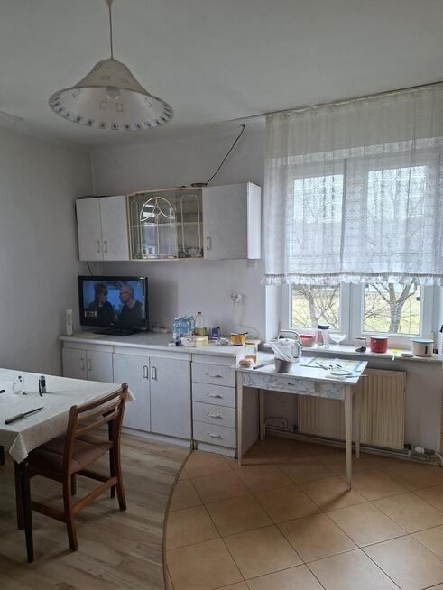 Dom parterowy jednorodzinny na dużej działce.