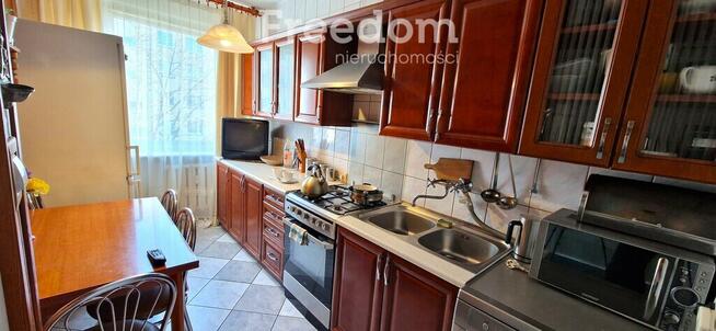 Przestronne M3 na 1 piętrze w centrum Ostrowca Św.