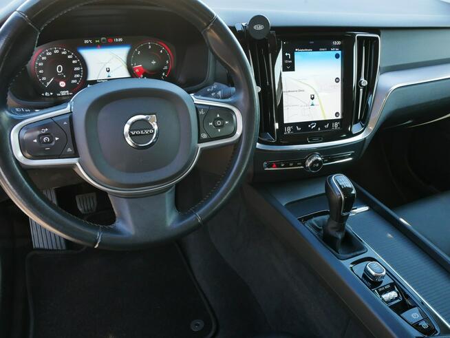 Volvo V60 2.0D3 150KM Eu6 Momentum Pro -Wzorowo zadbany -LED - Kamera -Keyless