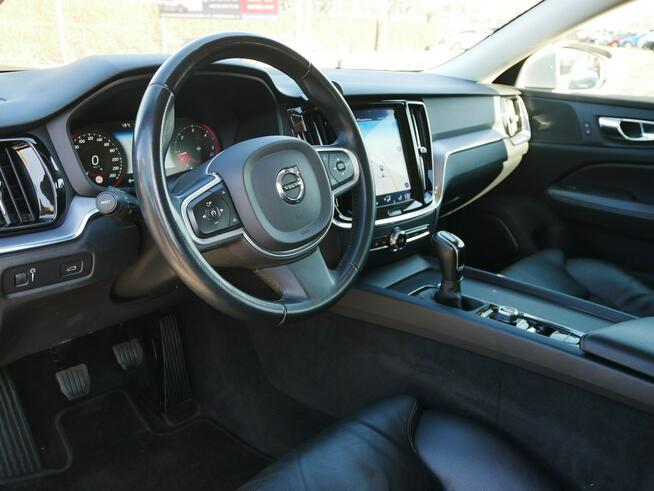 Volvo V60 2.0D3 150KM Eu6 Momentum Pro -Wzorowo zadbany -LED - Kamera -Keyless