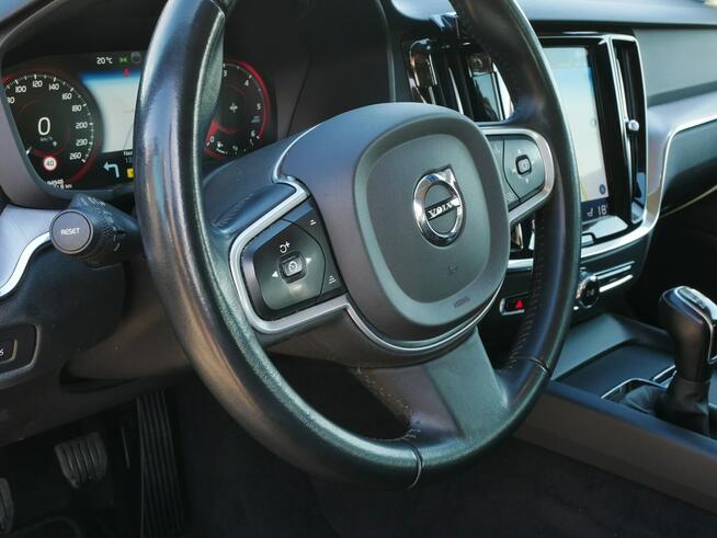 Volvo V60 2.0D3 150KM Eu6 Momentum Pro -Wzorowo zadbany -LED - Kamera -Keyless