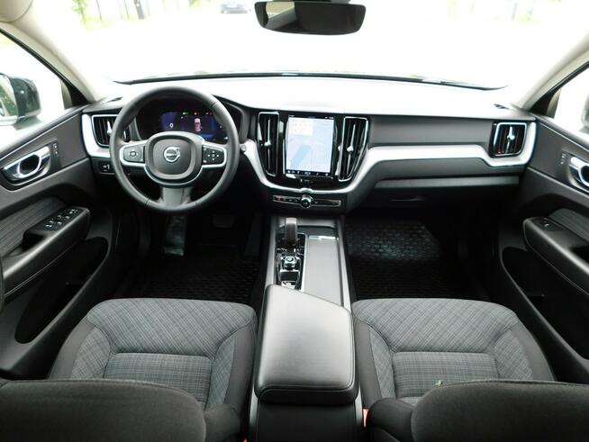 Volvo XC 60 AWD z Gwarancją Bezwypadkowy 100% Model 2023r