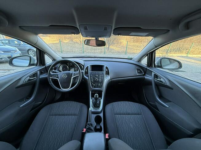 Opel Astra 1.6 diesel, uszkodzony silnik, dokumentacja przebiegu