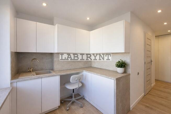 Atrakcyjne M-3 Sobieskiego, 2. piętro, duża loggia