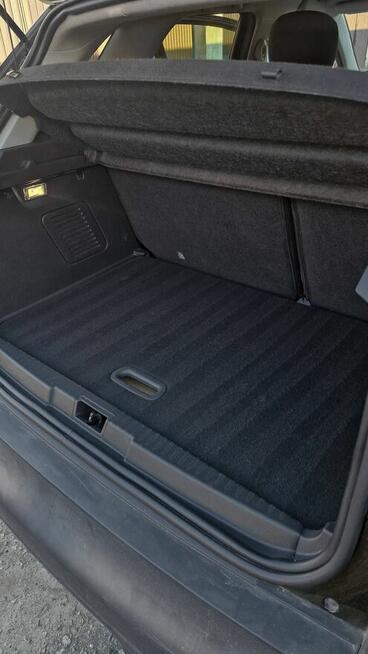 Usługi sprzątania wnętrza auta