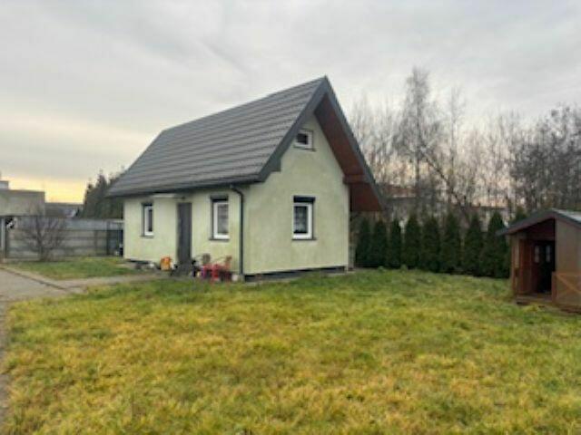 Syndyk sprzeda udział 1/2 - dom - Tychy Dzwonkowa