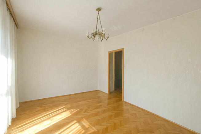 Słoneczne 4 pokojowe na I piętrze w niskiej zabudowie 1/4