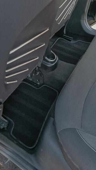 Usługi sprzątania wnętrza auta