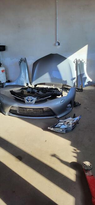 Sprzedam komplet przod toyota auris 2 hybryda