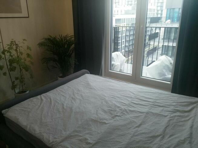 WYJĄTKOWY APARTAMENT Z TARASEM 19m² – PANORAMA WARSZAWY