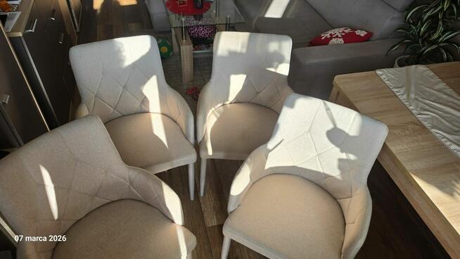 Krzesła tapicerowane- 4 szt.