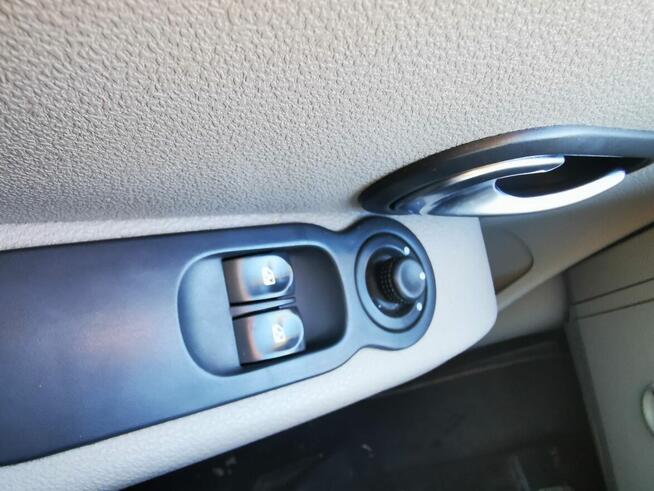 1.6 i 16V 88KM, Manual, Klimatyzacja