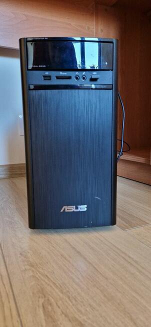 Sprzedam komputer stacjonarny