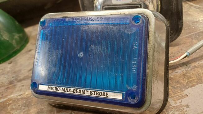 Belka policyjna USA CODE 3 MX7000 rotacyjna kogut policja –