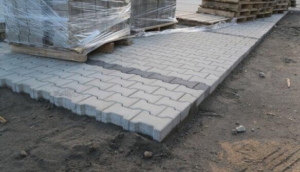 Poszukuję pracy jako pomocnik brukarza