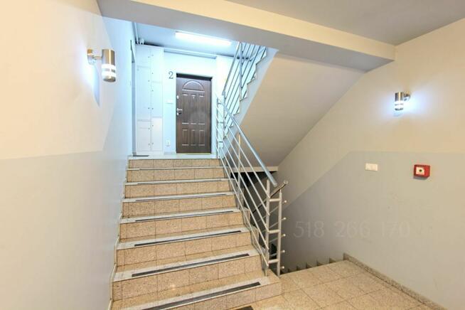 Zamienię na większe Kawalerkę z garażem w Markach