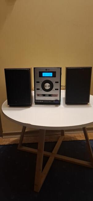 Mam na sprzedaż wieżę LG