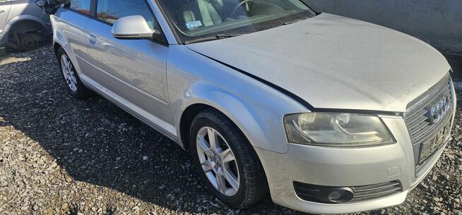 Audi a3 8p 2009r 1.6mpi bse lx7r cala na czesci