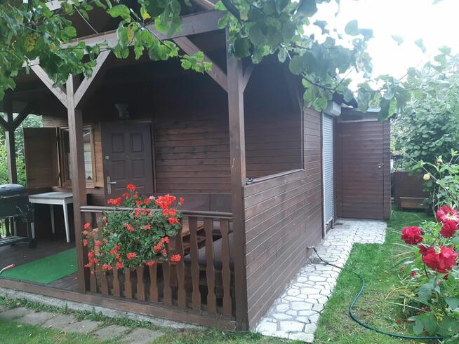Urokliwa działka ROD z domkiem