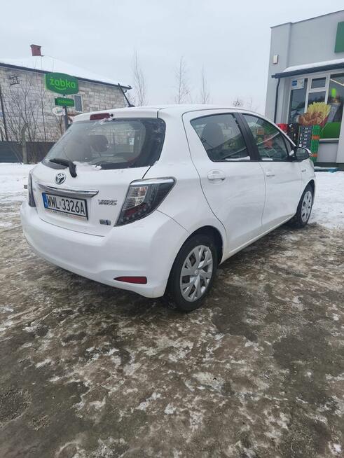 Toyota Yaris 1.5 Hybryda Automat Kamera 2 kpl opon 2 kluczyk