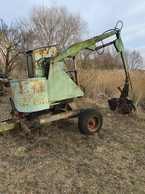 Sprzedam przyczepę rolnicza.