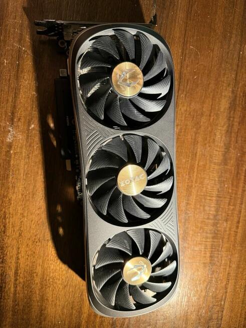 ZOTAC GAMING GeForce RTX 4070 Ti Trinity OC 12gb