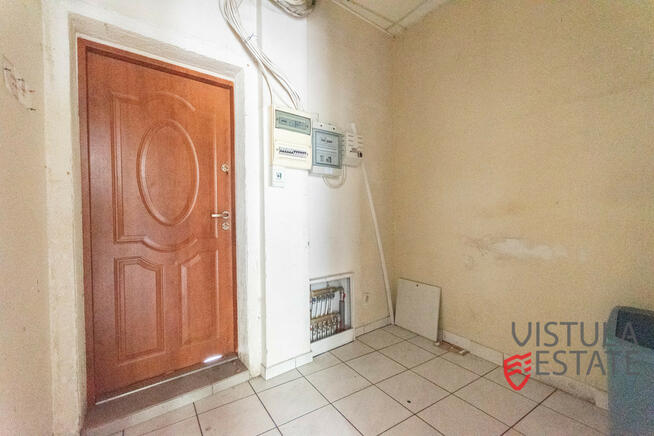 LOKAL PARTEROWY Z WITRYNĄ 53 M2