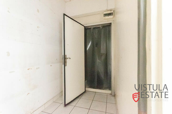 LOKAL PARTEROWY Z WITRYNĄ 53 M2