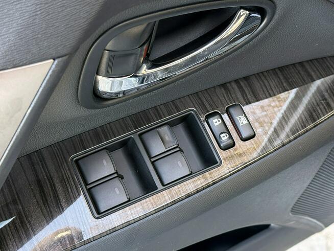 Toyota Avensis 2.0VVTi 152KM Executive/SerwisASO/Kamera/Ledy/Navi/PółSkóry/Parktronic
