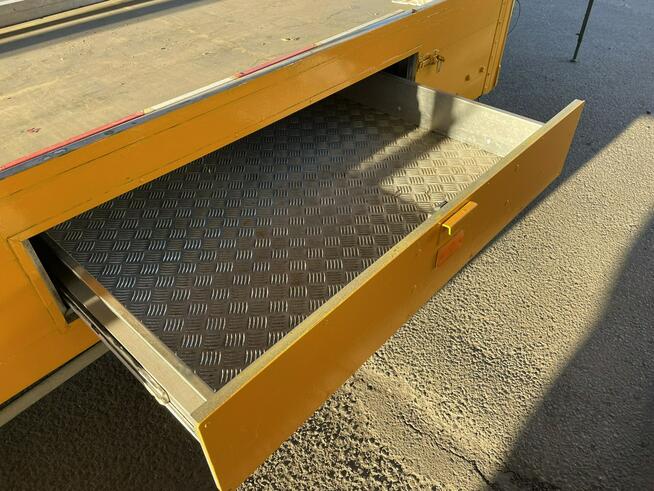 Inna inny Autosklep przyczep Gastronomiczny Warzywniak food truck foodtruck skle