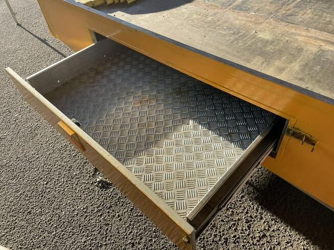 Inna inny Autosklep przyczep Gastronomiczny Warzywniak food truck foodtruck skle