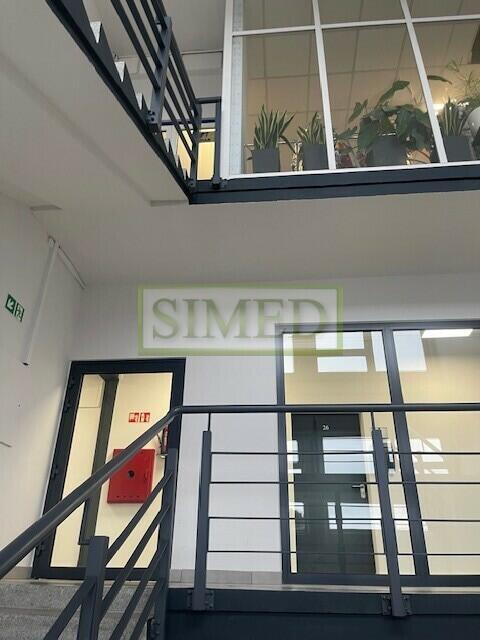 6 pokoi ,dobry dojazd ,parking,dostęp 24h