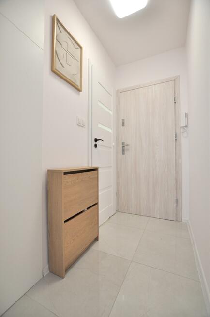 Apartament | 1 Piętro | Balkon | Prywatny Parking