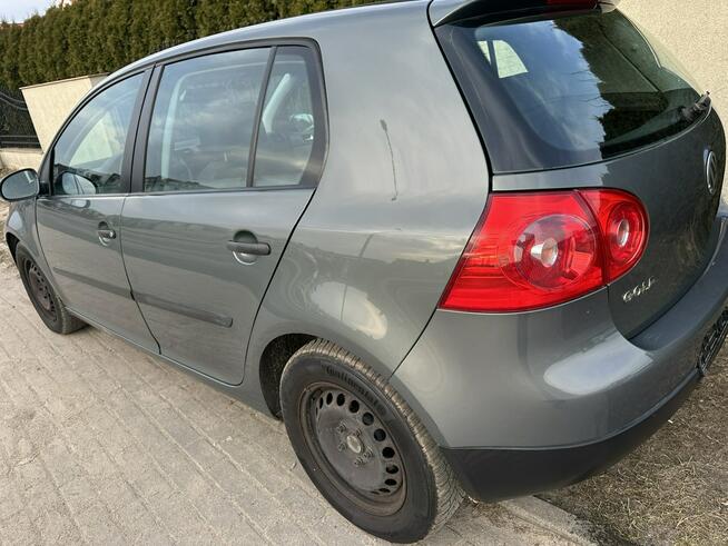 Volkswagen Golf 1,6 MPI, 5 drzwi,CLIMAtic, isofix, ESP, opony wielosezonowe, z Niemiec