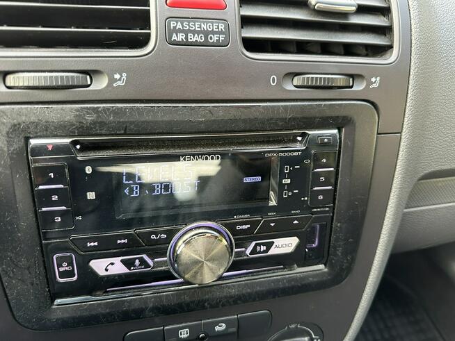 Volkswagen Golf 1,6 MPI, 5 drzwi,CLIMAtic, isofix, ESP, opony wielosezonowe, z Niemiec