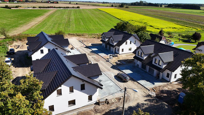 Dom Dobroszów Oleśnicki gm. Długołęka