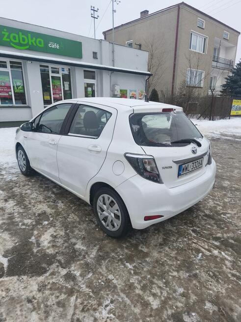 Toyota Yaris 1.5 Hybryda Automat Kamera 2 kpl opon 2 kluczyk