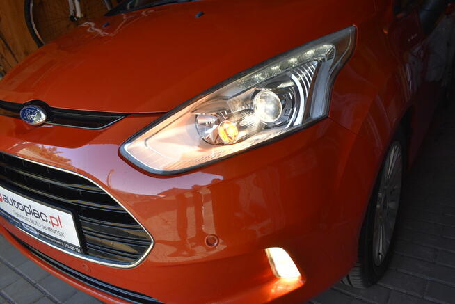 KAMERA NAWIGACJA LED KLIMATRONIK CZUJNI.PRZÓD/TYŁ NOWE OPONY