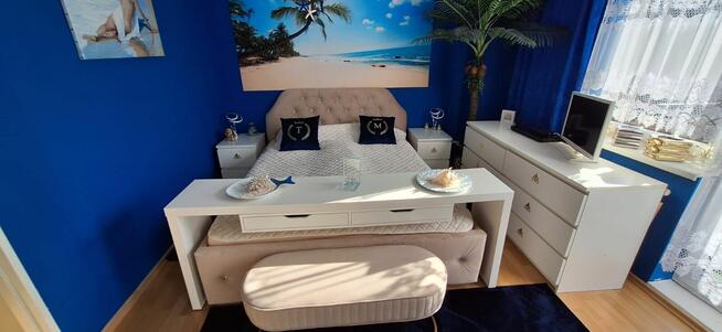 Pełne wyposażenie sypialni – łóżko, szafa i więcej!