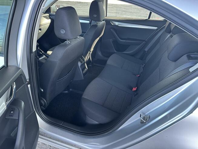 Sprzedam octavie 2.0 dti 150km