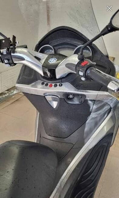 Piaggio x10 350