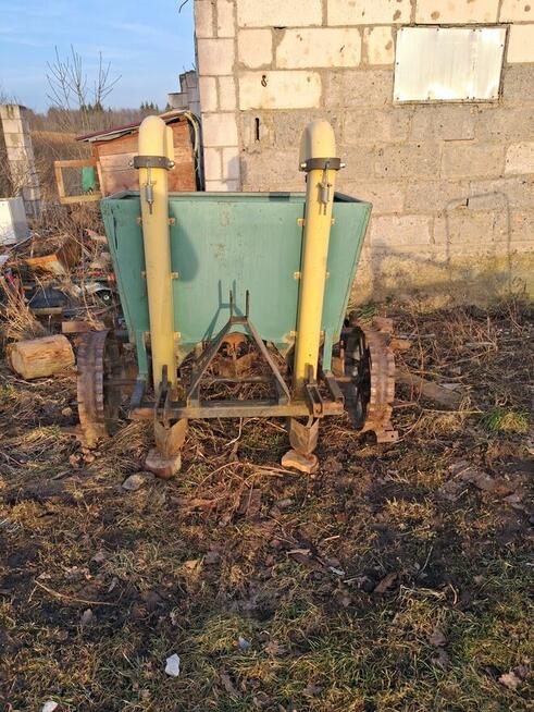 Sadzarka Polska Kubełkowa