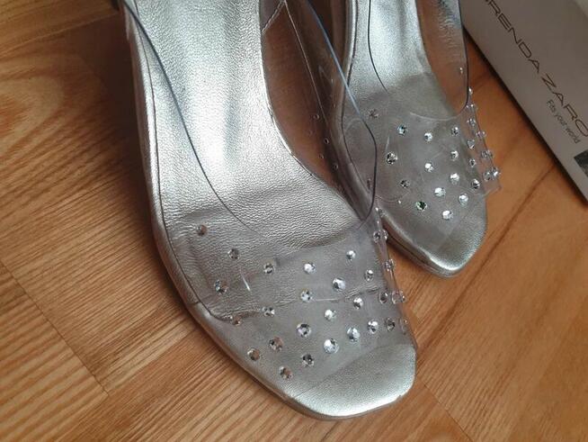 Sandały Brenda Zaro 37 szampańskie z dżetami