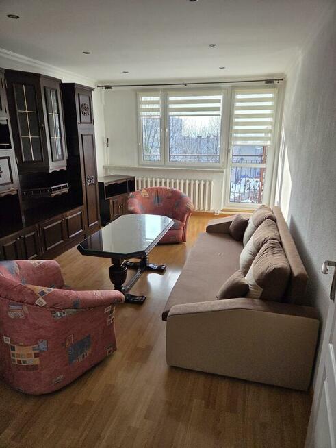 STARE TARNOWICE, mieszkanie jasne, ciche i ciepłe.