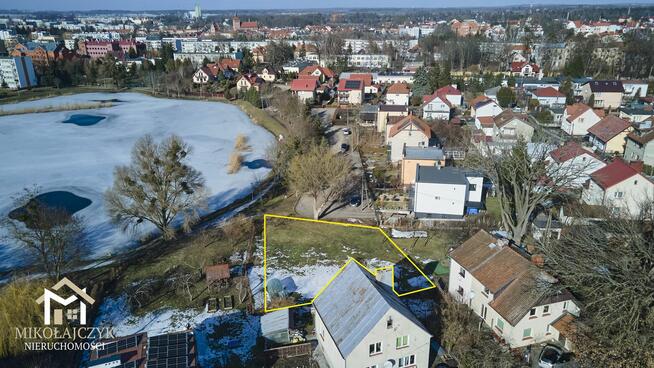 Działka budowlana z widokiem na jeziorko ul. PCK