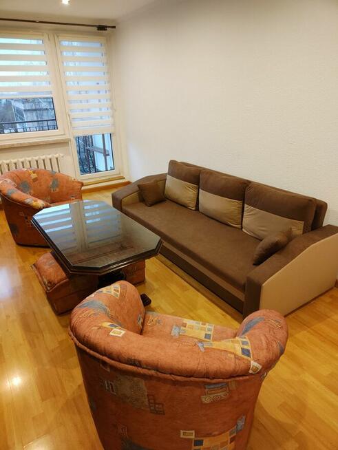 STARE TARNOWICE, mieszkanie jasne, ciche i ciepłe.